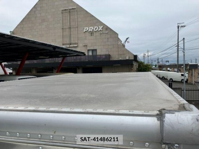 Hino DUTRO 2022-02 7058351-15