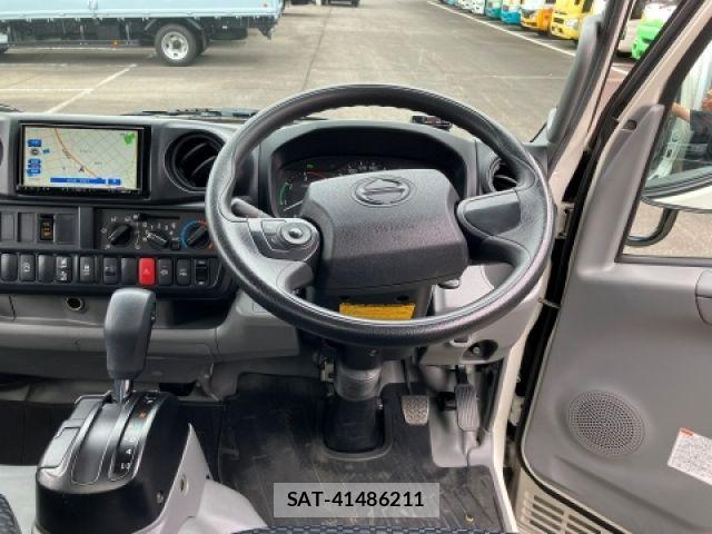 Hino DUTRO 2022-02 7058351-16