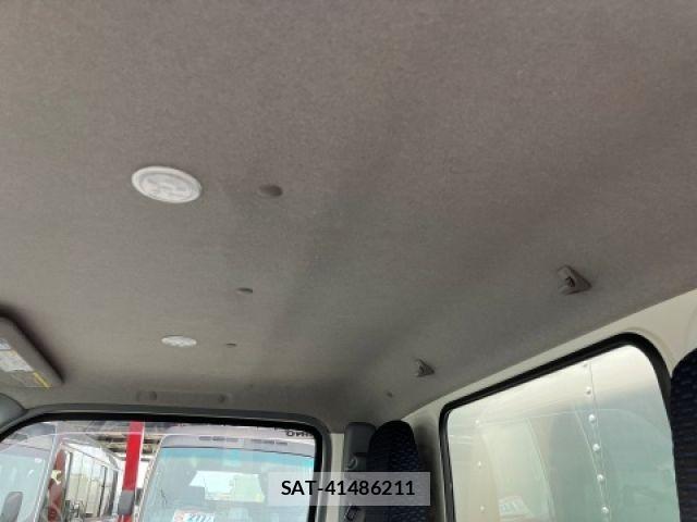 Hino DUTRO 2022-02 7058351-26