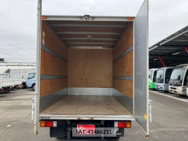 Hino DUTRO 2022-02 7058351-6