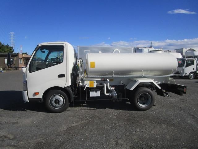 Hino DUTRO 2025-10 7199528-4
