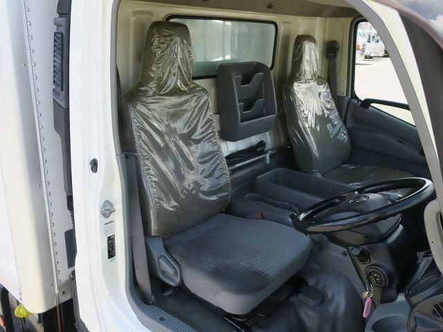 Hino DUTRO 2017-12 7199574-13