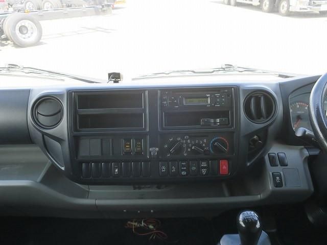Hino DUTRO 2017-12 7199574-15