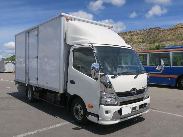 Hino DUTRO 2017-12 7199574-1