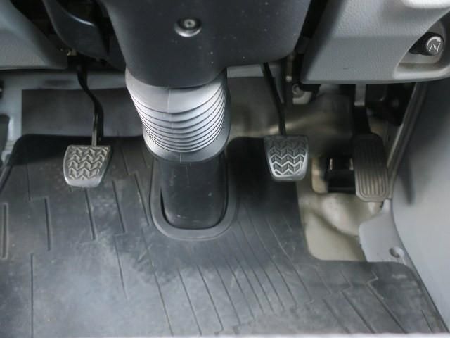 Hino DUTRO 2017-12 7199574-21