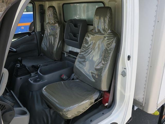 Hino DUTRO 2017-12 7199574-22