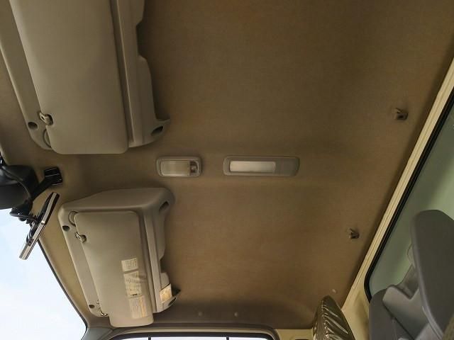 Hino DUTRO 2017-12 7199574-23