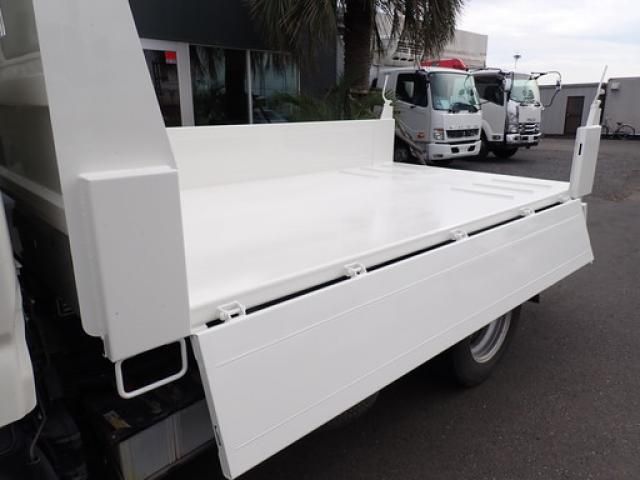 Hino DUTRO 2016-05 7199561-18