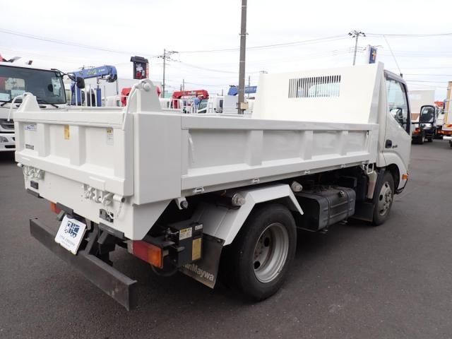 Hino DUTRO 2016-05 7199561-4