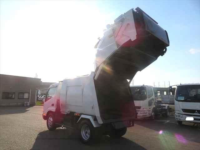 Hino DUTRO 2014-01 7199557-24