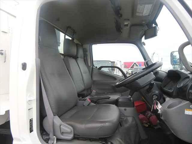 Hino DUTRO 2014-01 7199557-27