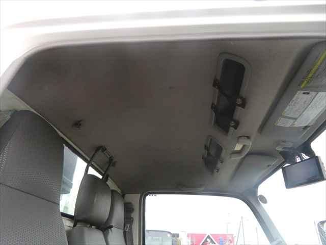 Hino DUTRO 2014-01 7199557-28