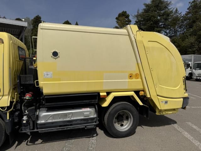 Hino DUTRO 2014-10 7199582-7