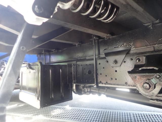 Hino DUTRO 2011-07 7199558-12