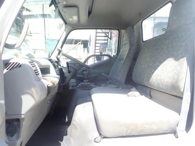Hino DUTRO 2011-07 7199558-16
