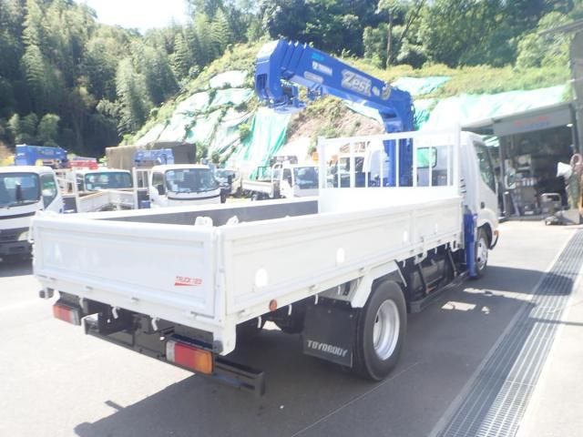 Hino DUTRO 2011-07 7199558-1