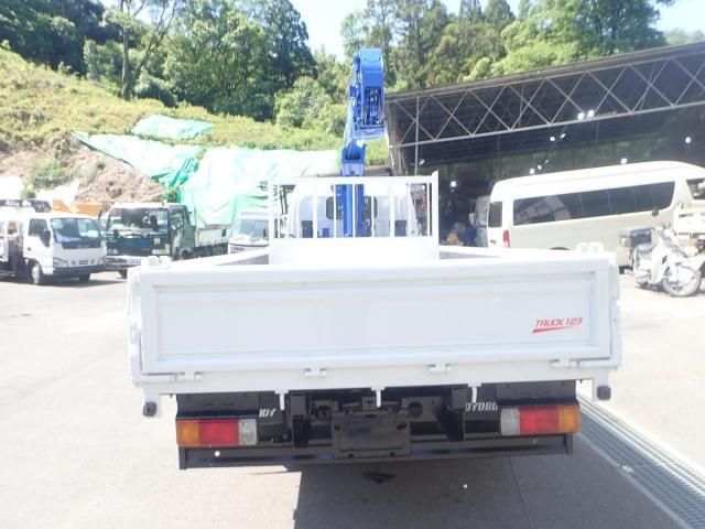 Hino DUTRO 2011-07 7199558-24