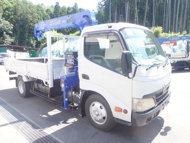 Hino DUTRO 2011-07 7199558-4