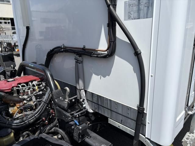 Hino DUTRO 2020-12 7199563-11