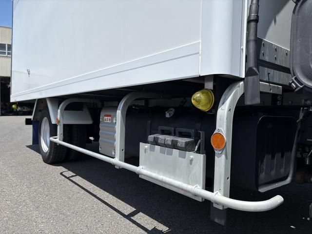Hino DUTRO 2020-12 7199563-27