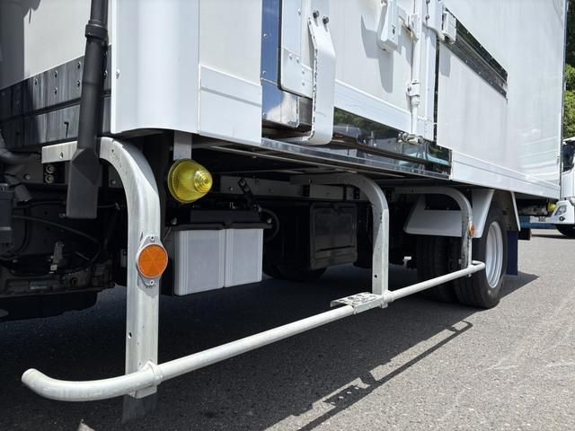 Hino DUTRO 2020-12 7199563-28
