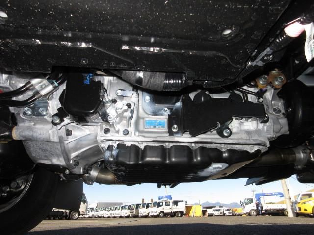 Hino DUTRO 2025-10 7199537-27