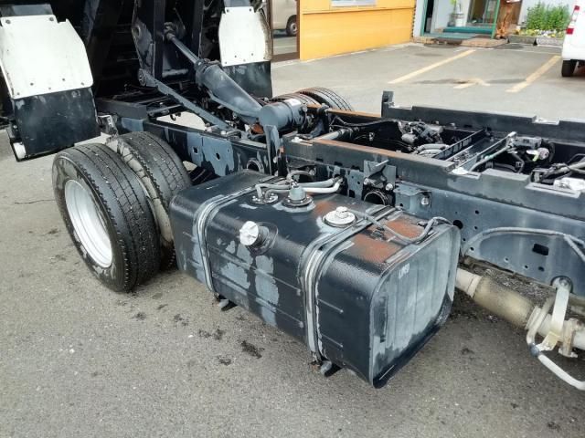 Hino DUTRO 2018-03 7199568-10