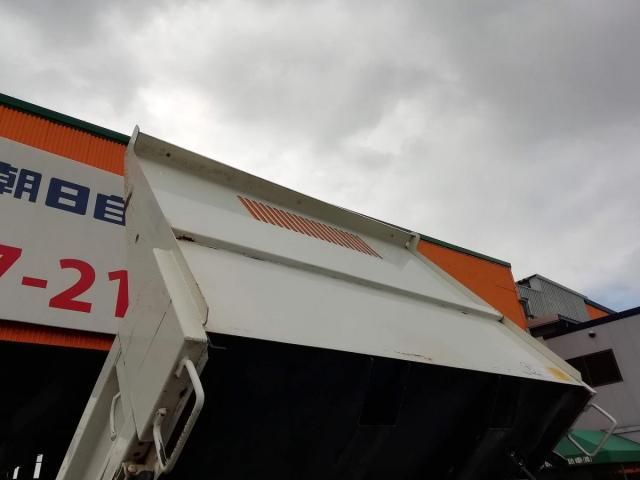Hino DUTRO 2018-03 7199568-13