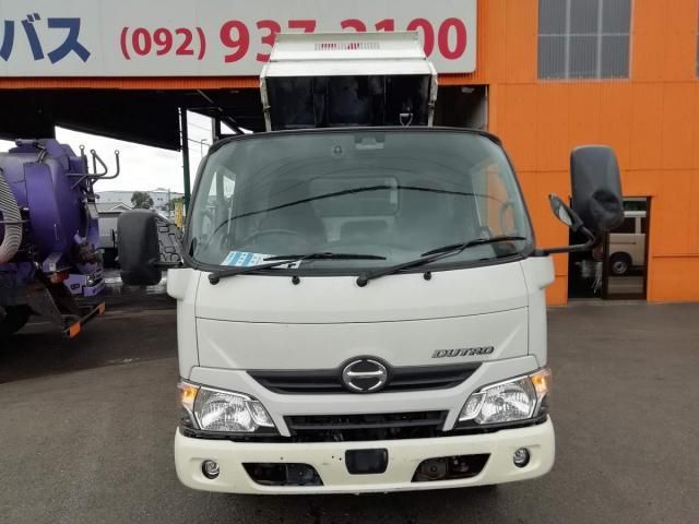 Hino DUTRO 2018-03 7199568-1