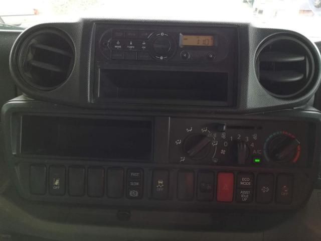Hino DUTRO 2018-03 7199568-26