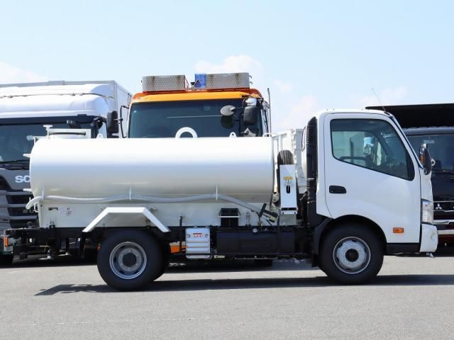 Hino DUTRO 2025-06 7199532-4