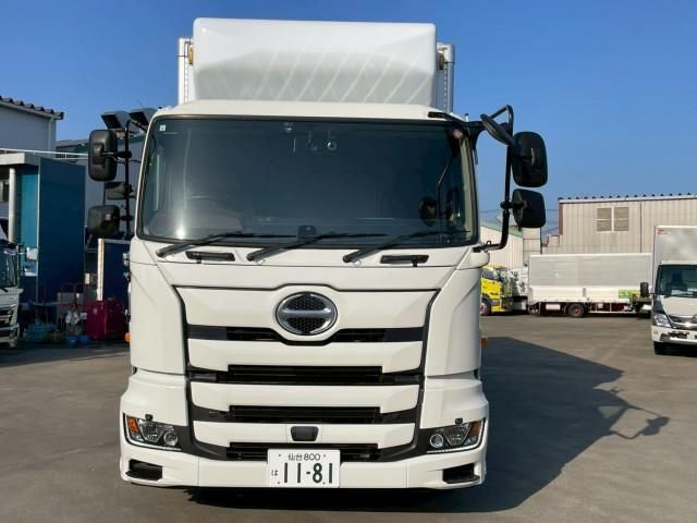 Hino DUTRO 2018-03 7199522-1