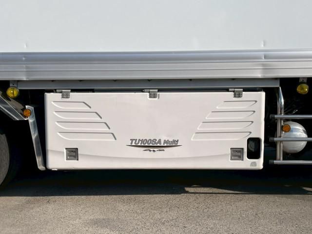 Hino DUTRO 2018-03 7199522-24