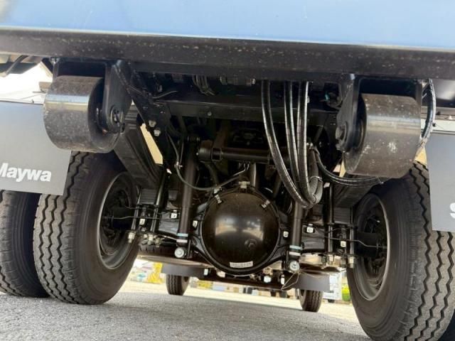 Hino DUTRO 2025-10 7199523-16