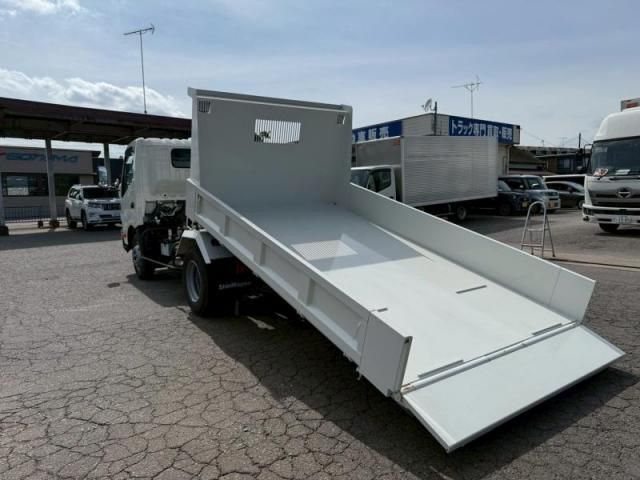 Hino DUTRO 2025-10 7199523-2
