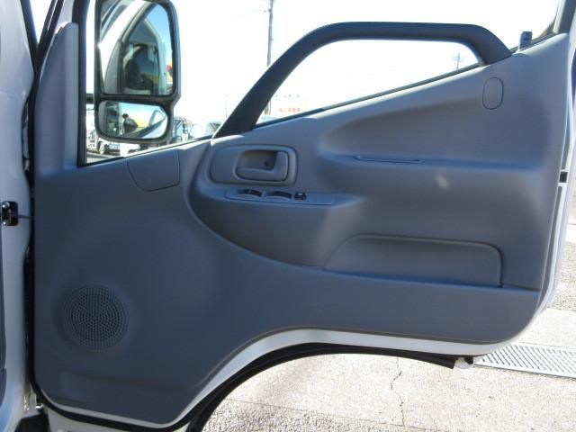 Hino DUTRO 2025-10 7199540-21
