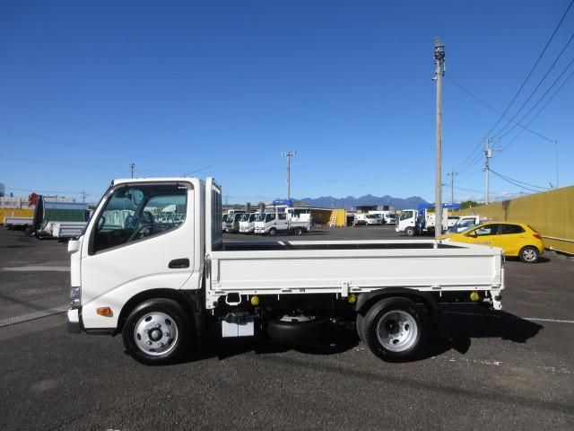 Hino DUTRO 2025-10 7199540-4