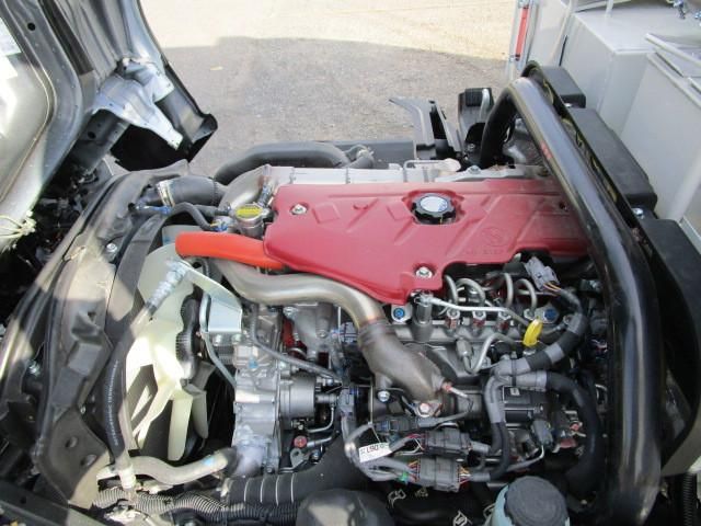Hino DUTRO 2025-10 7199525-23