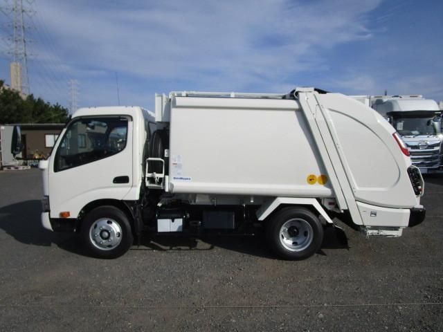 Hino DUTRO 2025-10 7199525-4
