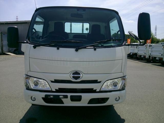 Hino DUTRO 2022-12 7199552-1