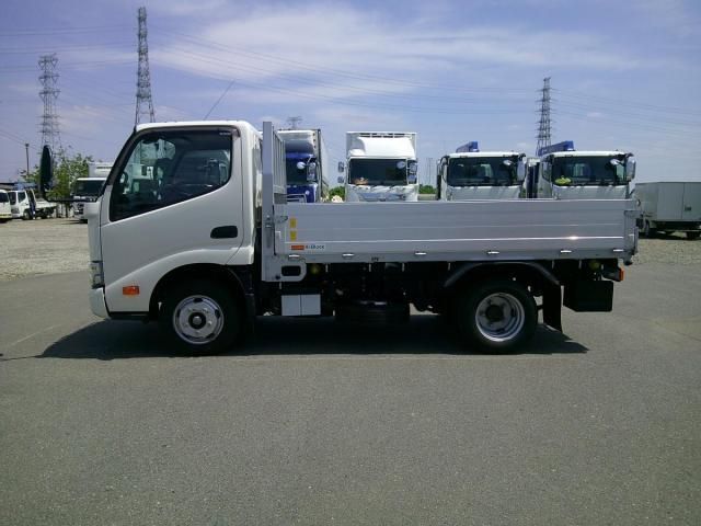 Hino DUTRO 2022-12 7199552-7