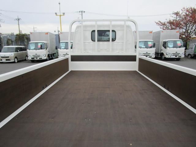 Hino DUTRO 2025-10 7199542-7