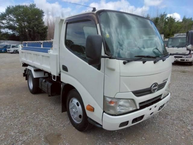 Hino DUTRO 2015-01 7199556-1