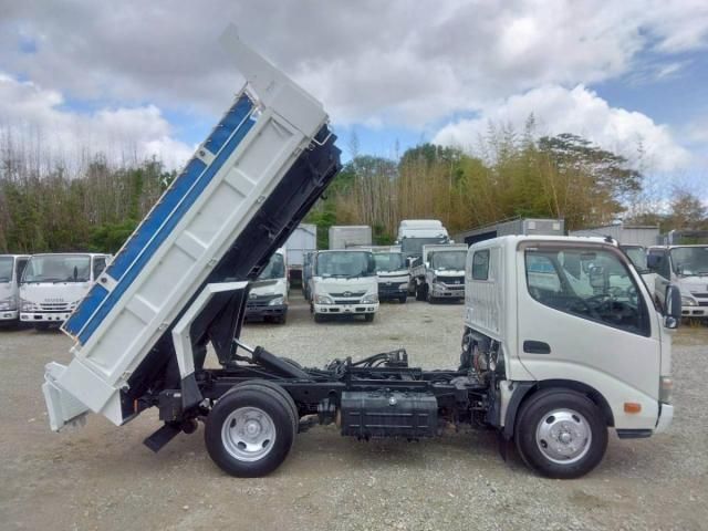 Hino DUTRO 2015-01 7199556-23