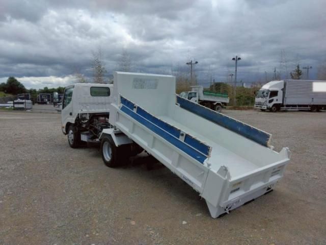 Hino DUTRO 2015-01 7199556-27