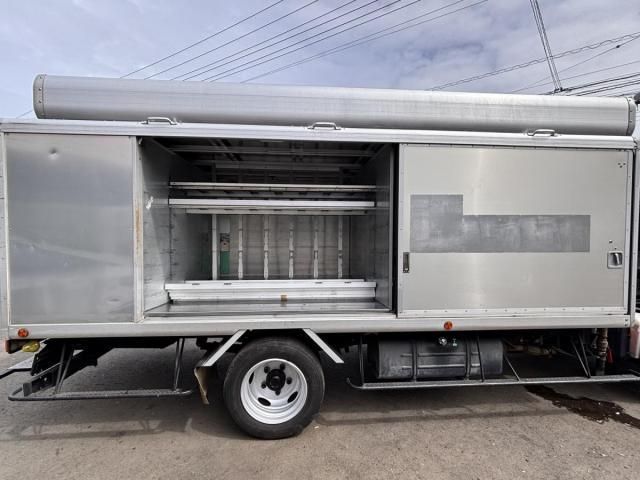 Hino DUTRO 2012-06 7199586-17