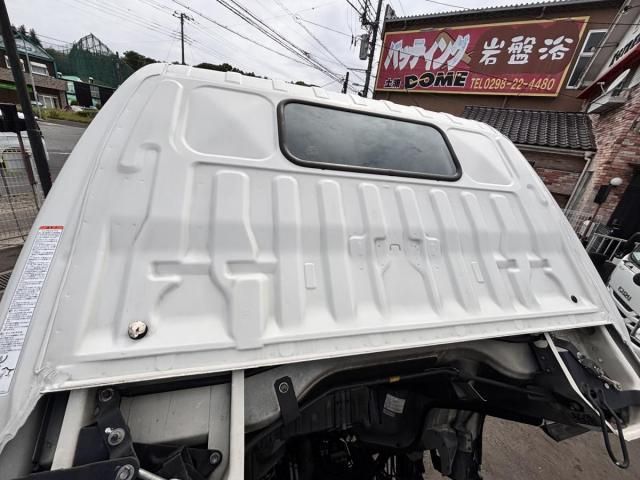 Hino DUTRO 2012-06 7199586-24