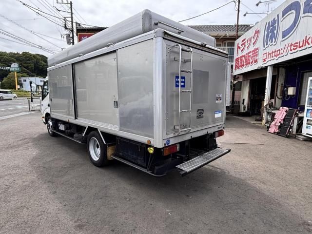 Hino DUTRO 2012-06 7199586-6
