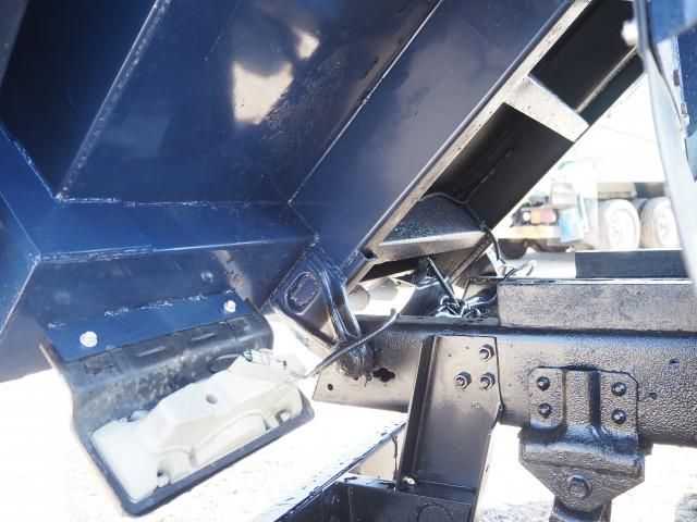 Hino DUTRO 2017-05 7199569-21