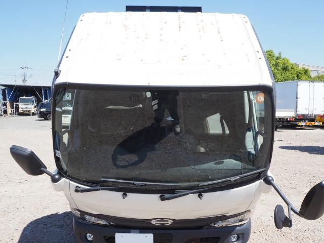 Hino DUTRO 2017-05 7199569-8